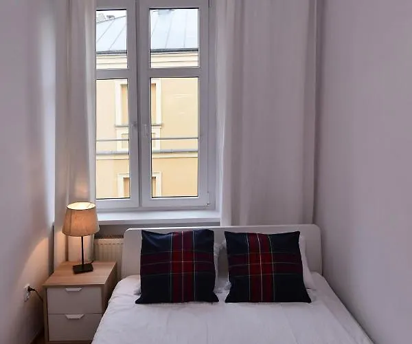 Na Starowce Apartment *