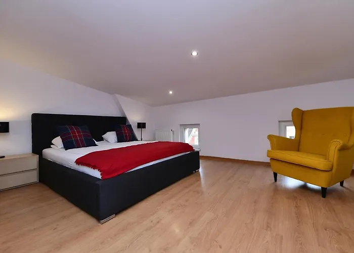 Na Starowce Apartment